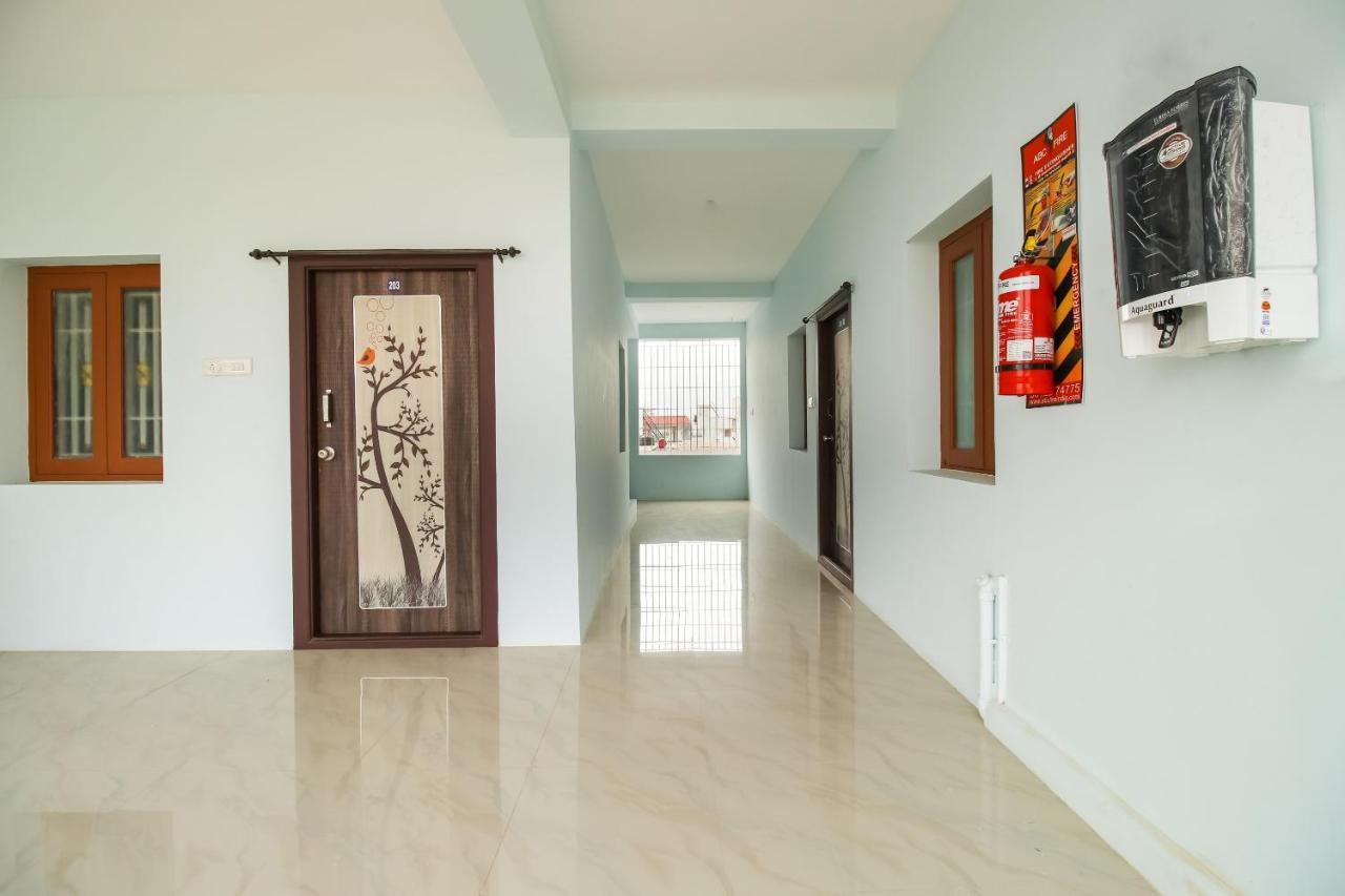 Oyo 71549 Shri Sai Apartments Mettuppalaiyam  Luaran gambar