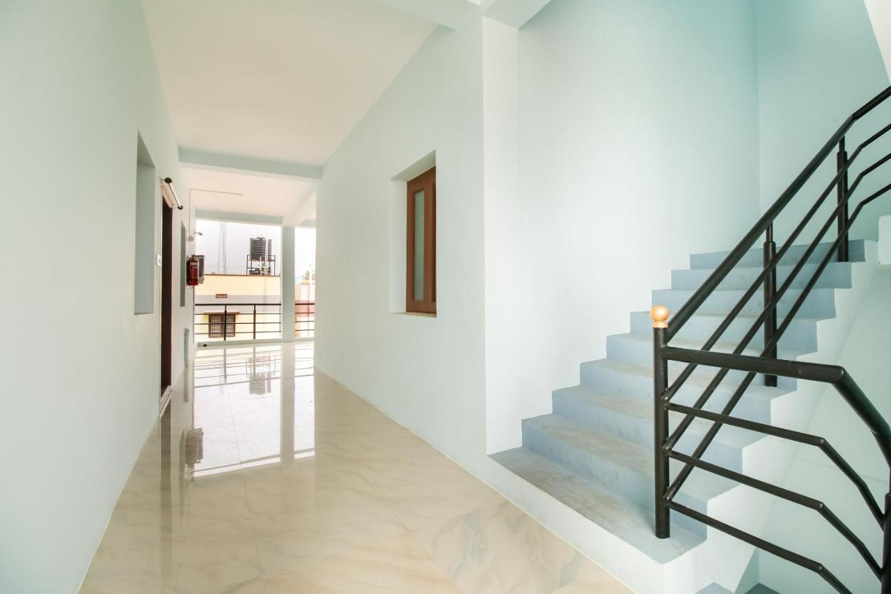 Oyo 71549 Shri Sai Apartments Mettuppalaiyam  Luaran gambar