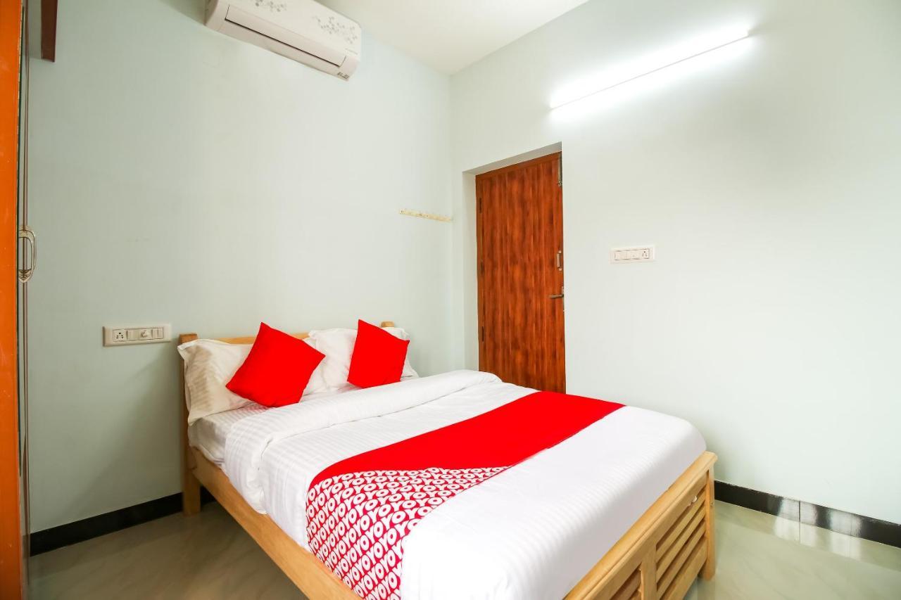 Oyo 71549 Shri Sai Apartments Mettuppalaiyam  Luaran gambar