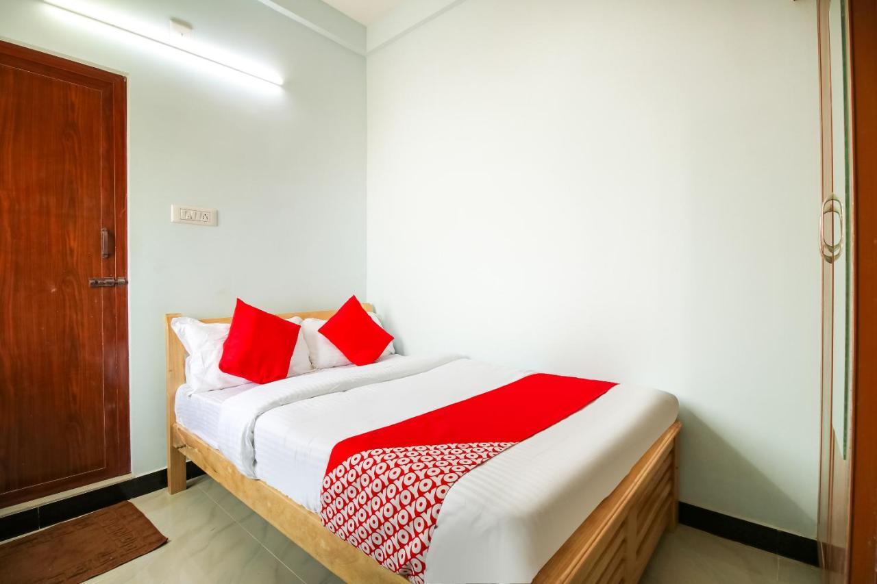Oyo 71549 Shri Sai Apartments Mettuppalaiyam  Luaran gambar